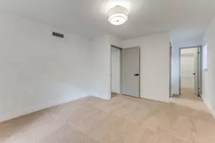 2725 Clover Valley Dr, Garland, TX 75043 - Photo 8