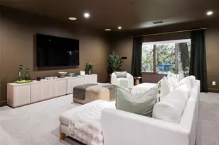 11219 Leachman Cir, Dallas, TX 75229 - Photo 24