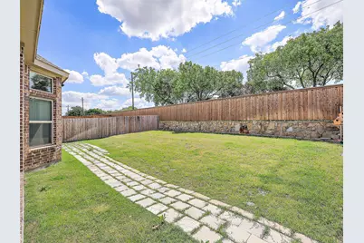 2420 Valley Lane, Carrollton, TX 75010 - Photo 26