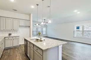 2420 Valley Ln, Carrollton, TX 75010 - Photo 16