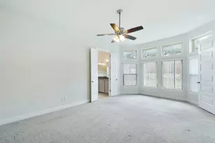 2420 Valley Ln, Carrollton, TX 75010 - Photo 20