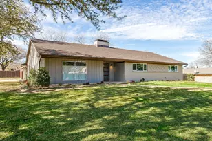 6940 Bal Lake Dr, Fort Worth, TX 76116 - Photo 1