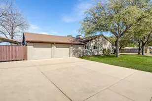 6940 Bal Lake Dr, Fort Worth, TX 76116 - Photo 38