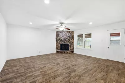 3004 Highgate Lane, Bedford, TX 76021 - Photo 6