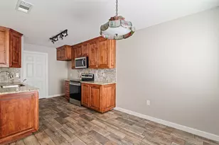 757 Tanglewood Dr, Burleson, TX 76028 - Photo 6