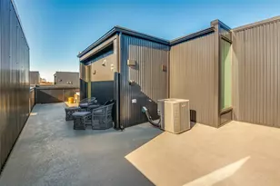 426 W 9th St, Dallas, TX 75208 - Photo 22