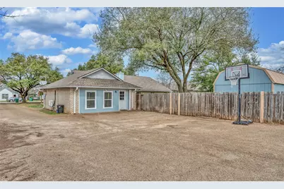 724 W 4th Street, McGregor, TX 76657 - Photo 38