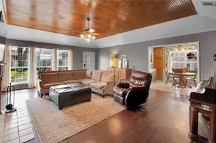 724 W 4th St, McGregor, TX 76657 - Photo 6