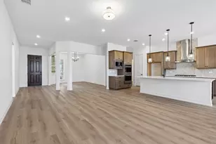 901 Cormorant Dr, McKinney, TX 75071 - Photo 8