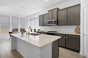 2121 Esher Dr, Little Elm, TX 75068 - Photo 4