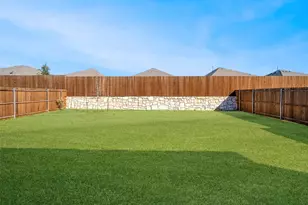 2121 Esher Dr, Little Elm, TX 75068 - Photo 34