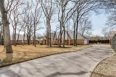 812 Greenbriar Drive, Keller, TX 76248 - Photo 2