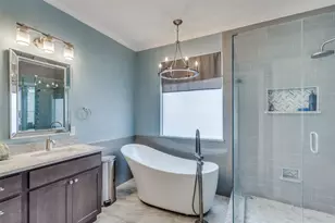 208 S Village Dr, McKinney, TX 75072 - Photo 12