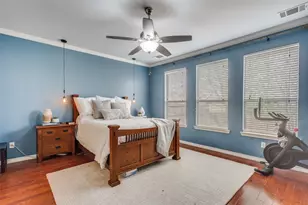 208 S Village Dr, McKinney, TX 75072 - Photo 10