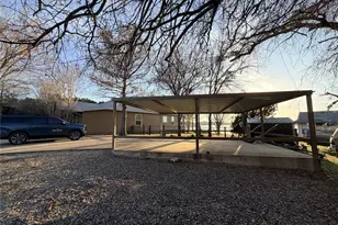 1631 Fuller Rd, Possum Kingdom Lake, TX 76449 - Photo 34