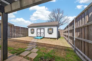 2153 Village Green Dr, Garland, TX 75044 - Photo 22