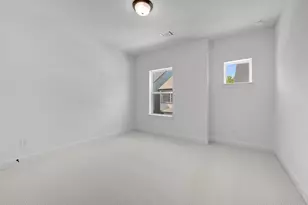 5853 Water Brg Ln, Fort Worth, TX 76109 - Photo 34