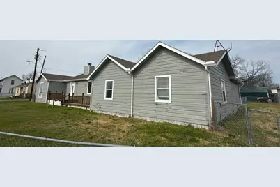 201 E Hubbard Street, Josephine, TX 75173 - Photo 2