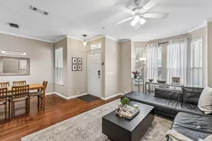 262 Legends Dr, Lewisville, TX 75057 - Photo 6