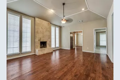 7701 Salzburg Drive, Rowlett, TX 75089 - Photo 2