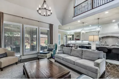 647 Fountainview Drive, Irving, TX 75039 - Photo 10