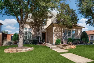 647 Fountainview Dr, Irving, TX 75039 - Photo 2