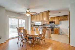 500 Berkshire Ct, Burleson, TX 76028 - Photo 14