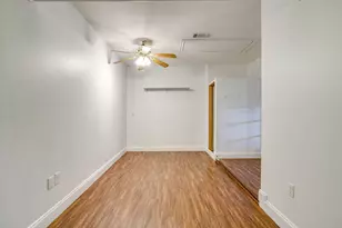 500 Berkshire Ct, Burleson, TX 76028 - Photo 32