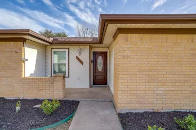 500 Berkshire Court, Burleson, TX 76028 - Photo 6