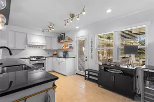 9958 Galway Dr, Dallas, TX 75218 - Photo 12