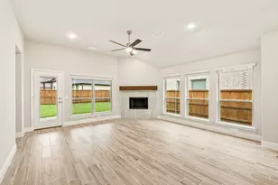 2203 Redding Dr, Mansfield, TX 76084 - Photo 12