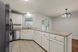 1118 Bagby Ave, Waco, TX 76706 - Photo 8