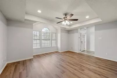 1118 Bagby Avenue, Waco, TX 76706 - Photo 4