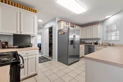 1118 Bagby Avenue, Waco, TX 76706 - Photo 8