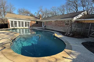 21 Devonshire Dr, Bedford, TX 76021 - Photo 22