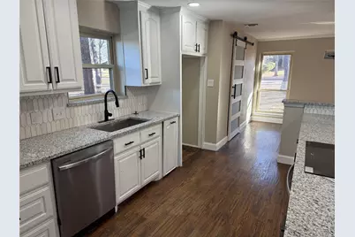 21 Devonshire Drive, Bedford, TX 76021 - Photo 6