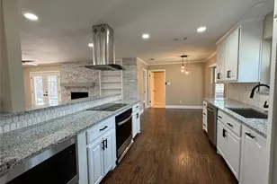 21 Devonshire Dr, Bedford, TX 76021 - Photo 6