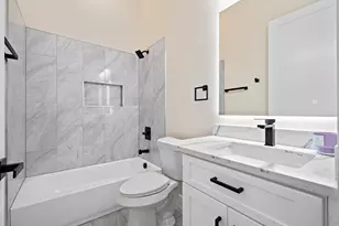 19071 White Bluff Dr, Whitney, TX 76692 - Photo 26