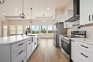 19071 White Bluff Dr, Whitney, TX 76692 - Photo 10