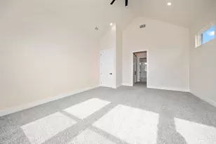 19071 White Bluff Dr, Whitney, TX 76692 - Photo 18