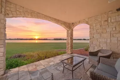 9900 Northshore Boulevard #3105, Corsicana, TX 75109 - Photo 2