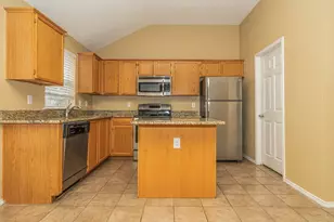 5416 Royal Birkdale Dr, Fort Worth, TX 76135 - Photo 6