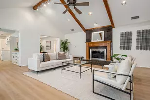 10550 Berry Knoll Dr, Dallas, TX 75230 - Photo 2