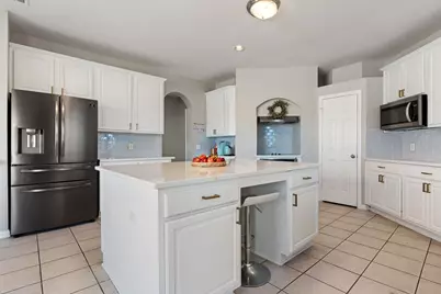 10005 Fairway Vista Drive, Rowlett, TX 75089 - Photo 4