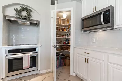 10005 Fairway Vista Drive, Rowlett, TX 75089 - Photo 6