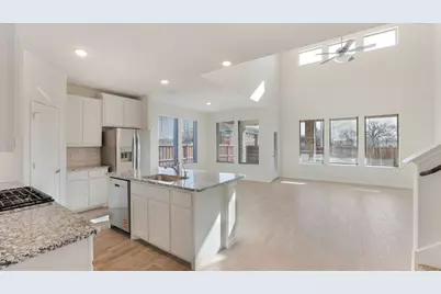 9424 Gossamer Street, McKinney, TX 75071 - Photo 2