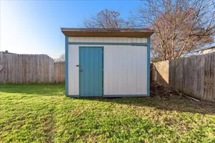 432 Post Oak Ln, Burleson, TX 76028 - Photo 26