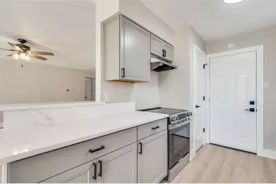 3430 Tina Drive, Grand Prairie, TX 75052 - Photo 10