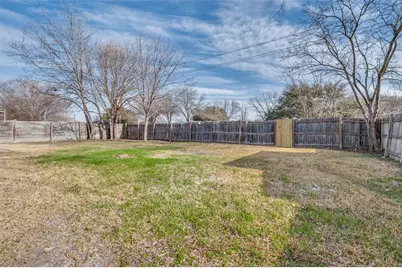 3430 Tina Drive, Grand Prairie, TX 75052 - Photo 8