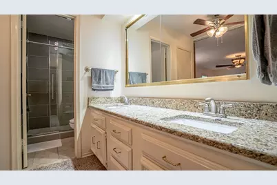 2410 S Graham Drive, Arlington, TX 76013 - Photo 24